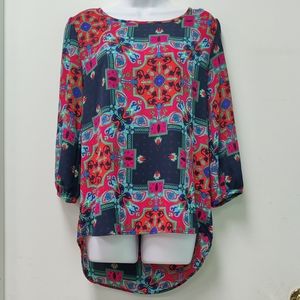 Geometric and Paisley print top.